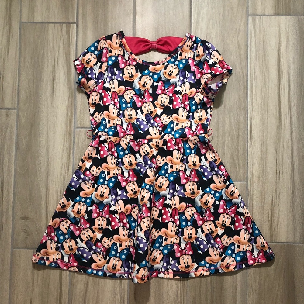 Girls Minnie Mouse dress
